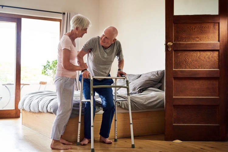 Seguridad para ancianos que viven solos: todo lo que debes saber Seguridad para ancianos que viven solos: todo lo que debes saber