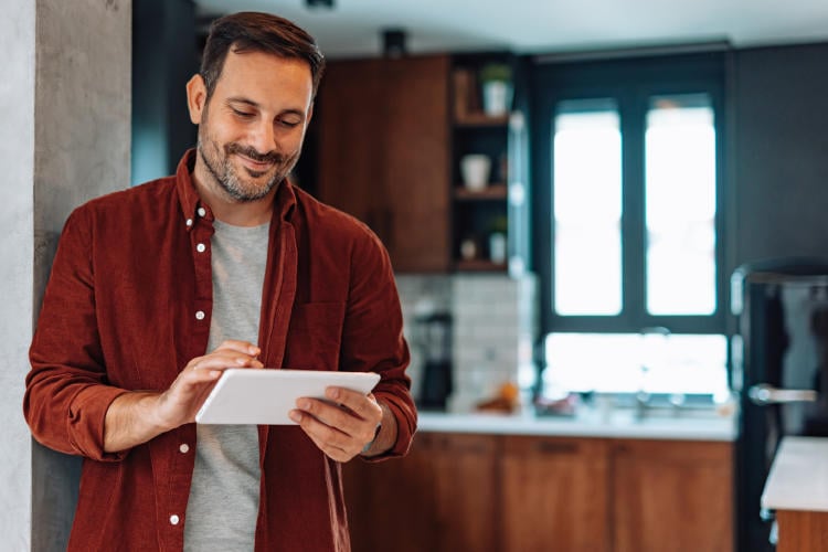 Domótica total: controla tu alarma Yoigo con la voz y app inteligente Domótica total: controla tu alarma Yoigo con la voz y app inteligente