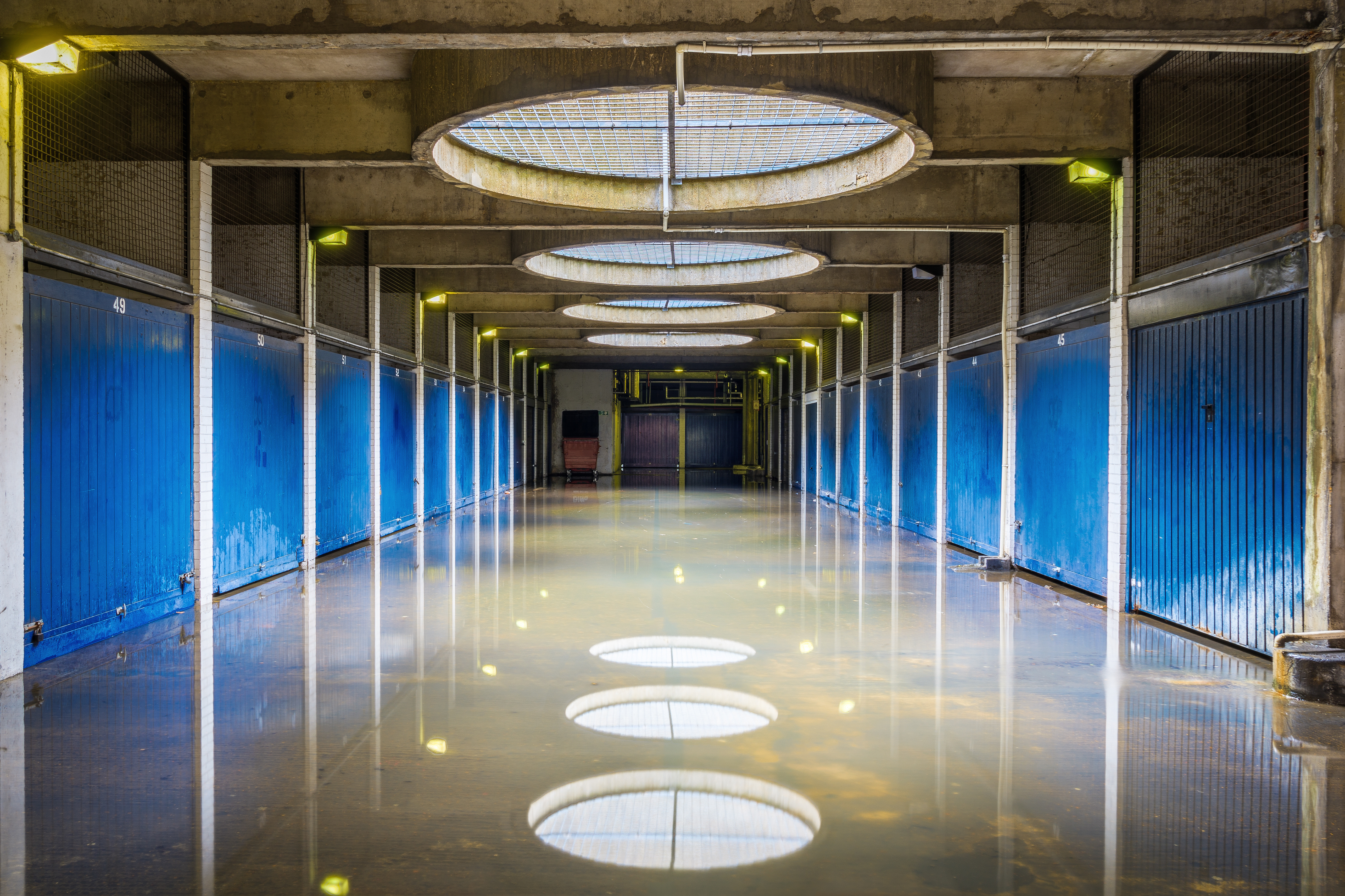 Comparativa de sensores de inundaci&oacute;n para s&oacute;tanos y garajes