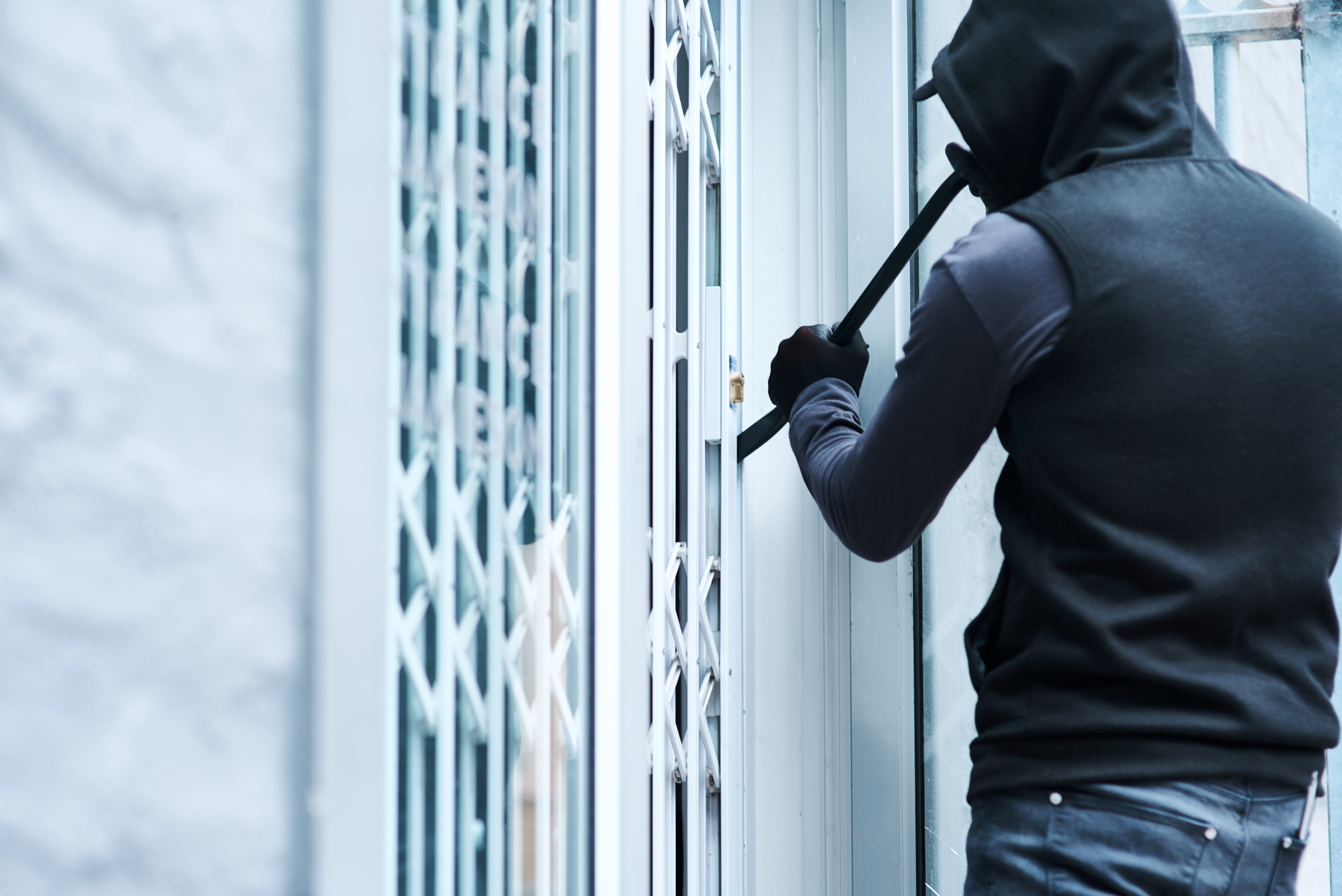 8 se&ntilde;ales que hacen que una casa o negocio sea un objetivo f&aacute;cil