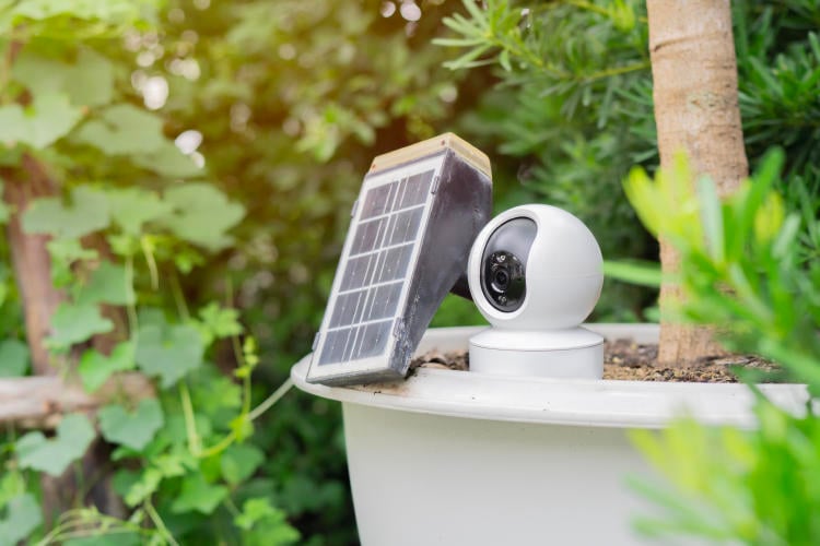 Cámaras exteriores cableadas vs inalámbricas: fiabilidad a largo plazo Cámaras exteriores cableadas vs inalámbricas: fiabilidad a largo plazo