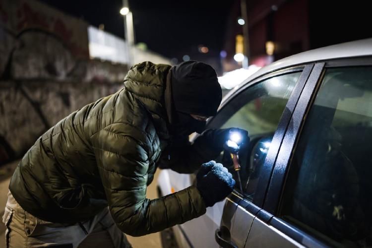 ladron coche ladron coche