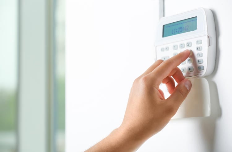 ¿Alarma con suscripción o sin cuotas? Descubre la mejor para tu bolsillo ¿Alarma con suscripción o sin cuotas? Descubre la mejor para tu bolsillo