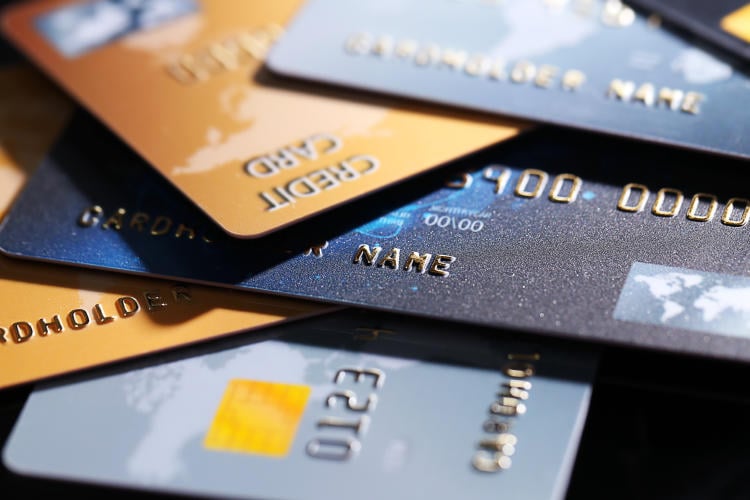 Tecnología que usan las tarjetas de crédito y posibles riesgos Tecnología que usan las tarjetas de crédito y posibles riesgos