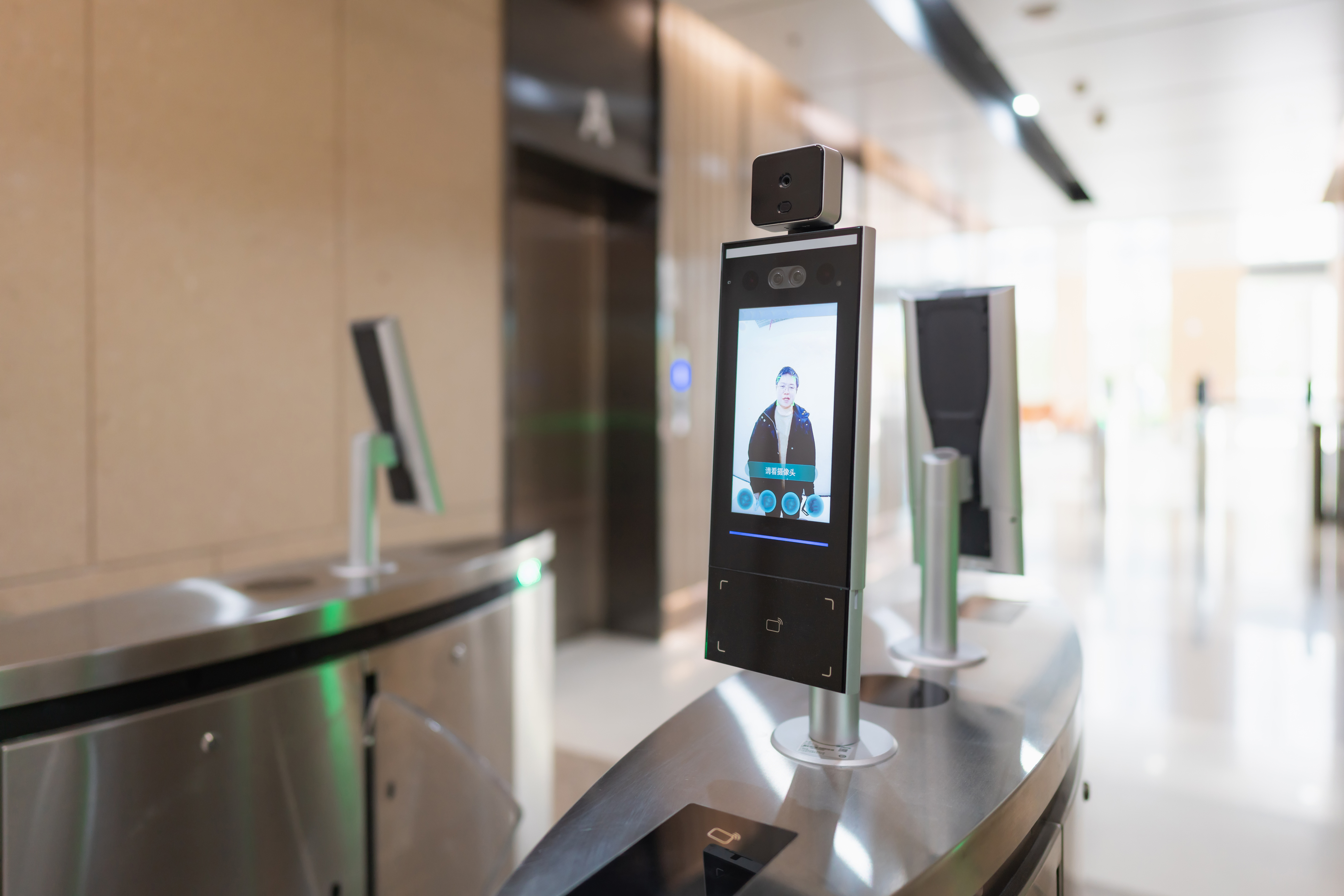 Guía completa de control de accesos: llaves electrónicas, tags o códigos PIN