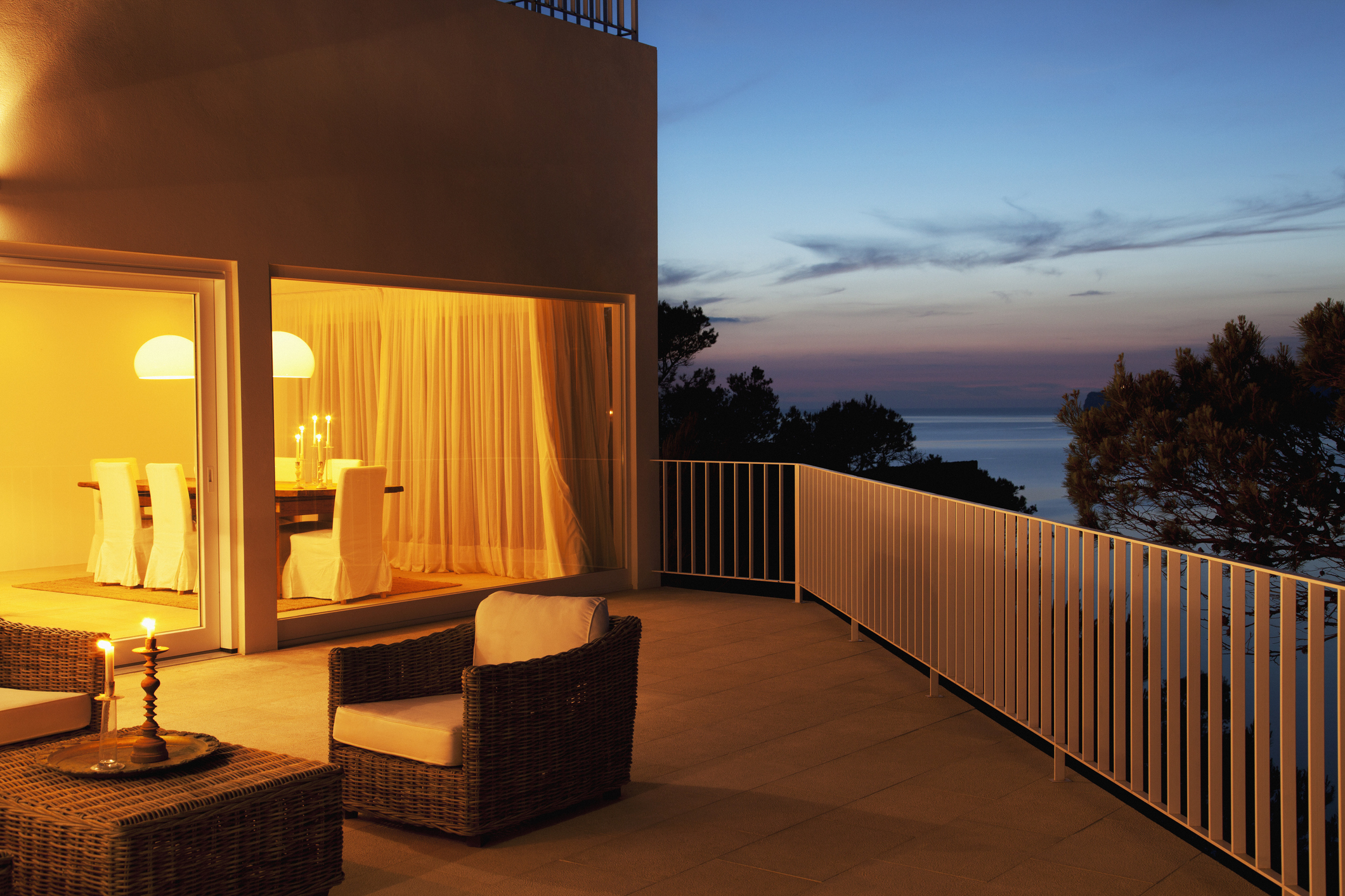 Protege tus balcones del robo: gu&iacute;a con sensores, c&aacute;maras y sirenas potentes