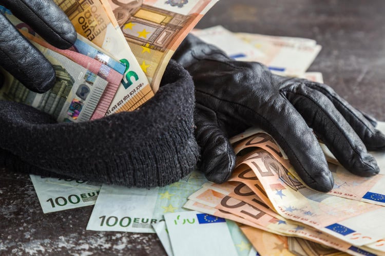 Robo de dinero Robo de dinero